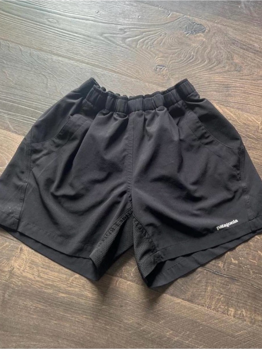 Patagonia Black Women's Elastic-Waist Athletic Shorts